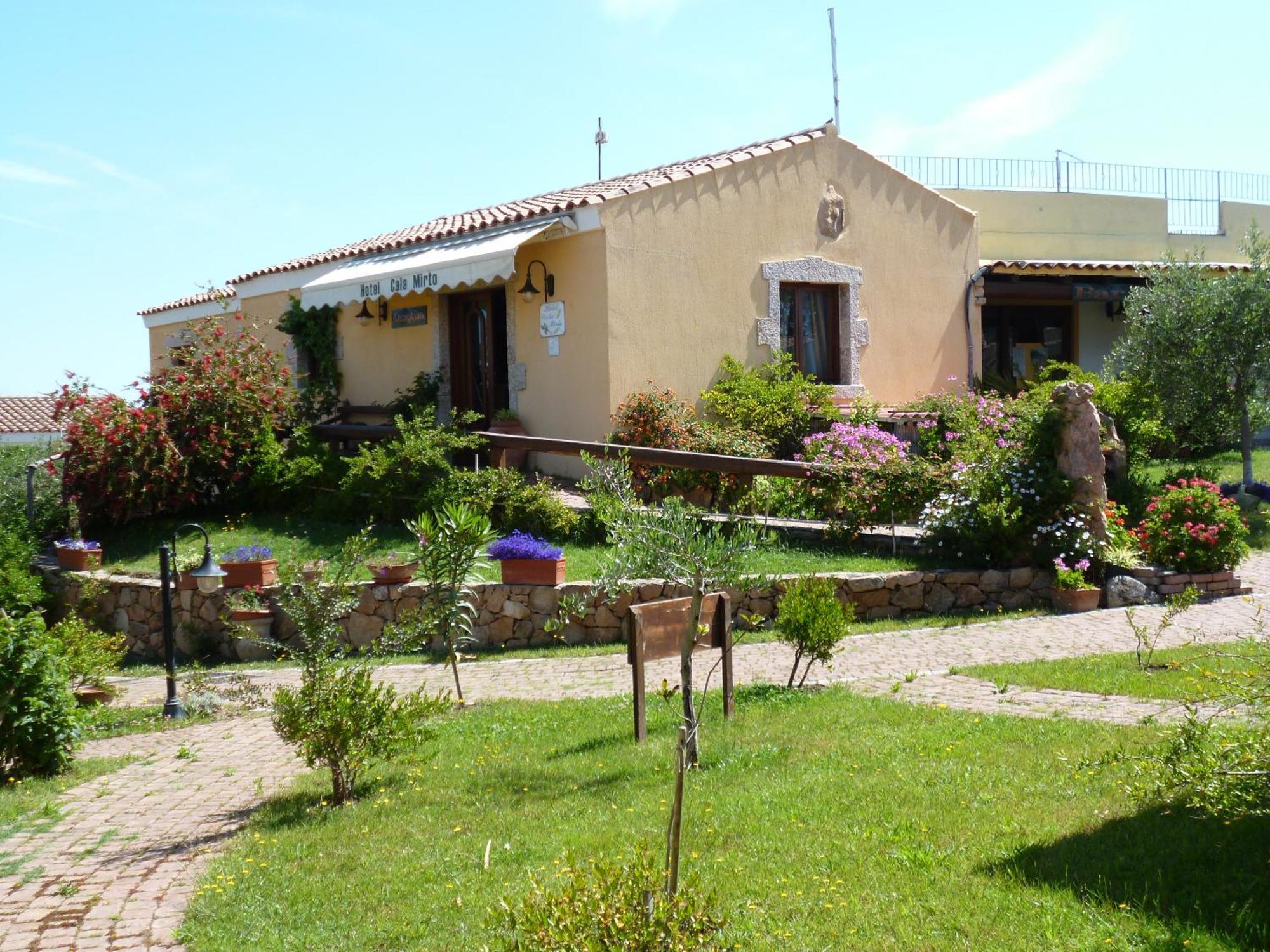 Hotel Cala Mirto Budoni Εξωτερικό φωτογραφία