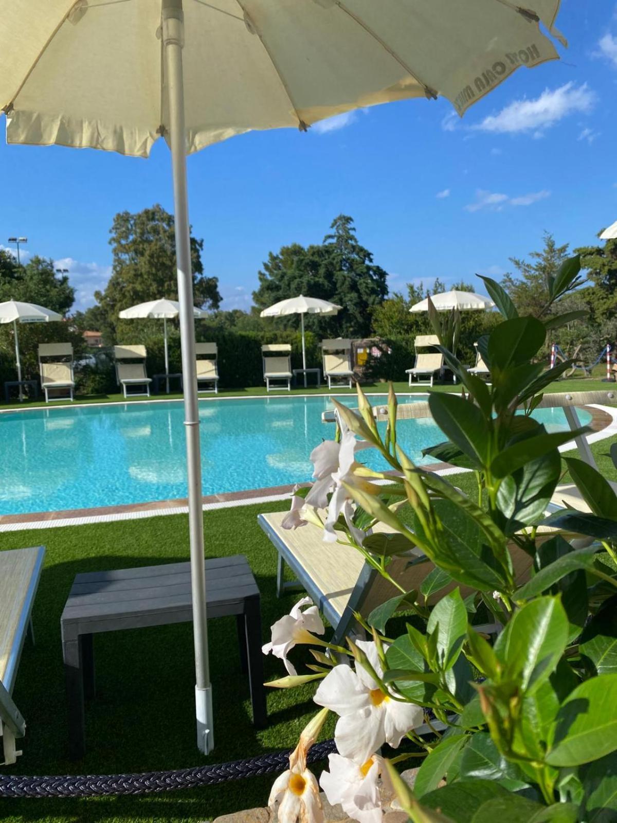 Hotel Cala Mirto Budoni Εξωτερικό φωτογραφία